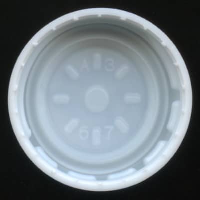 キャップ裏画像